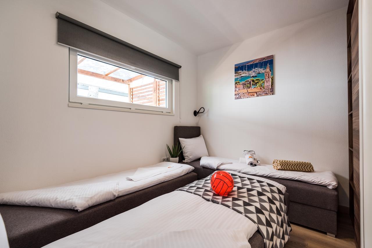 Croatia Camp Mobile Homes Vodice Quarto foto
